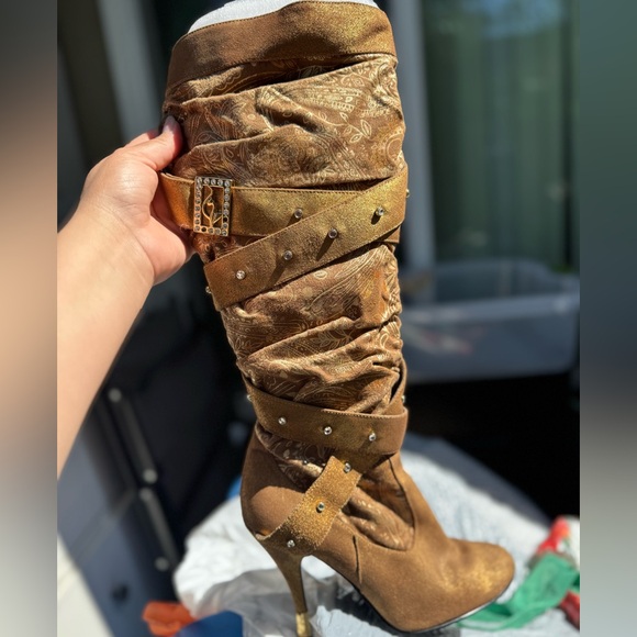 Baby Phat “Fortuna” Boots - Picture 5 of 13